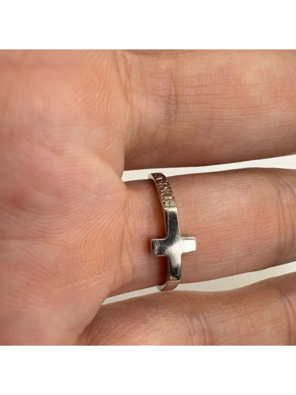 Sideways Cross Ring 